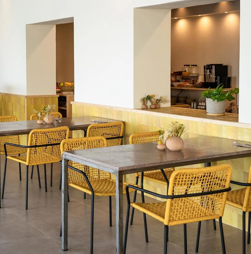 Hostal La Cigueena Portinatx 3*,  Spain